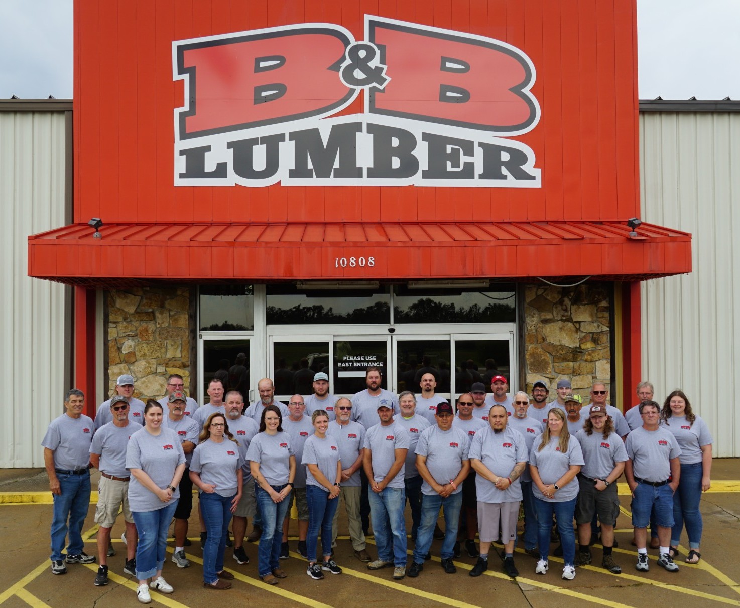 B&B Lumber staff
